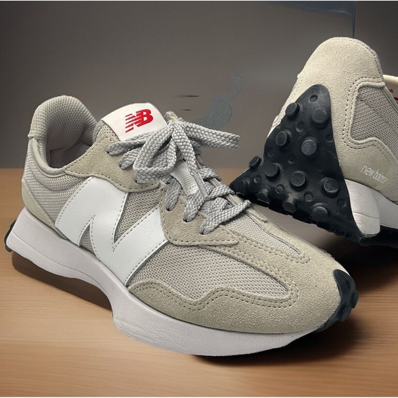 New Balance‎ 327 NB Grey White Men Unisex Casual Lifestyle Shoes MS327CGW Sz 5